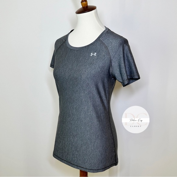 UNDER ARMOUR Heatgear Top Size M Fitted - Picture 2 of 7